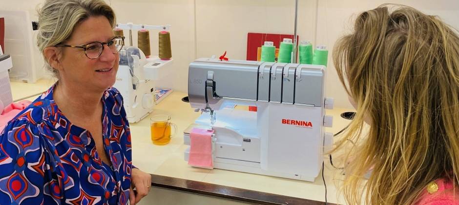 Bernina L850 Katja Luyten en Eveline Melis